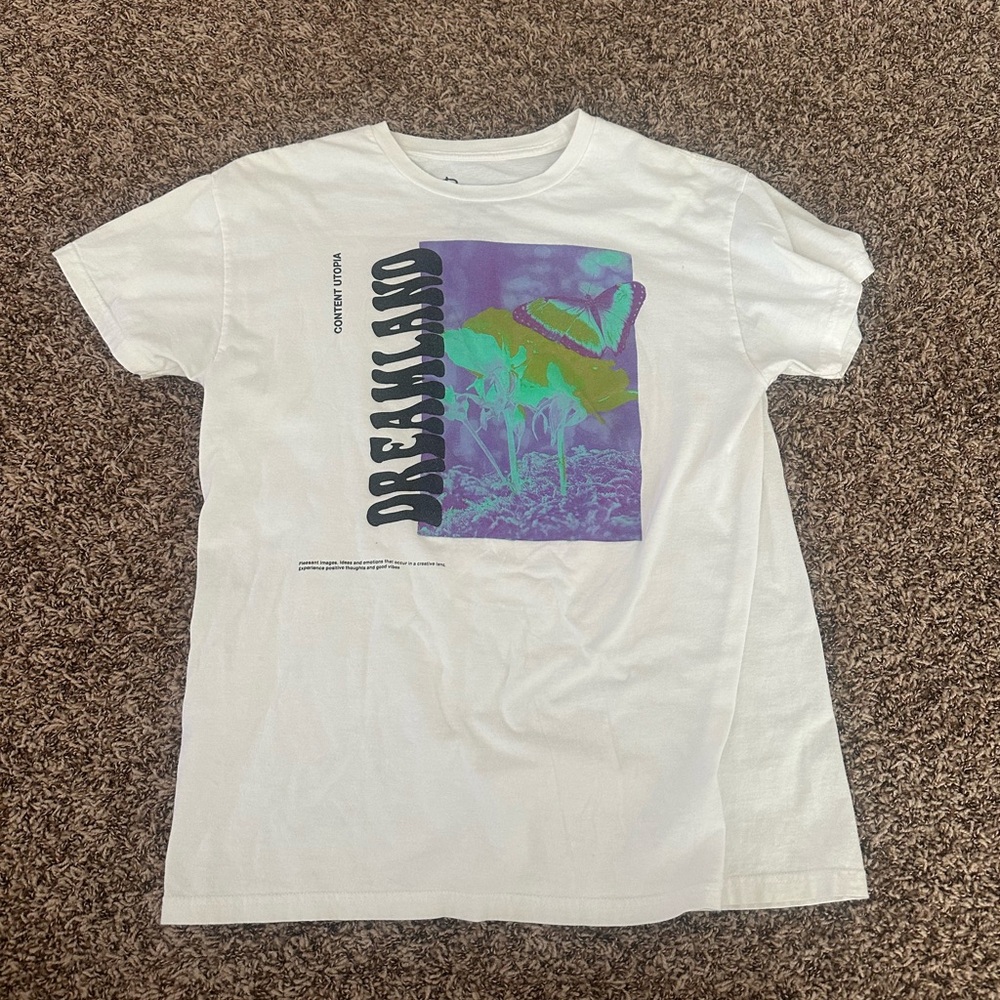 White Graphic T-Shirt with Dreamland Print